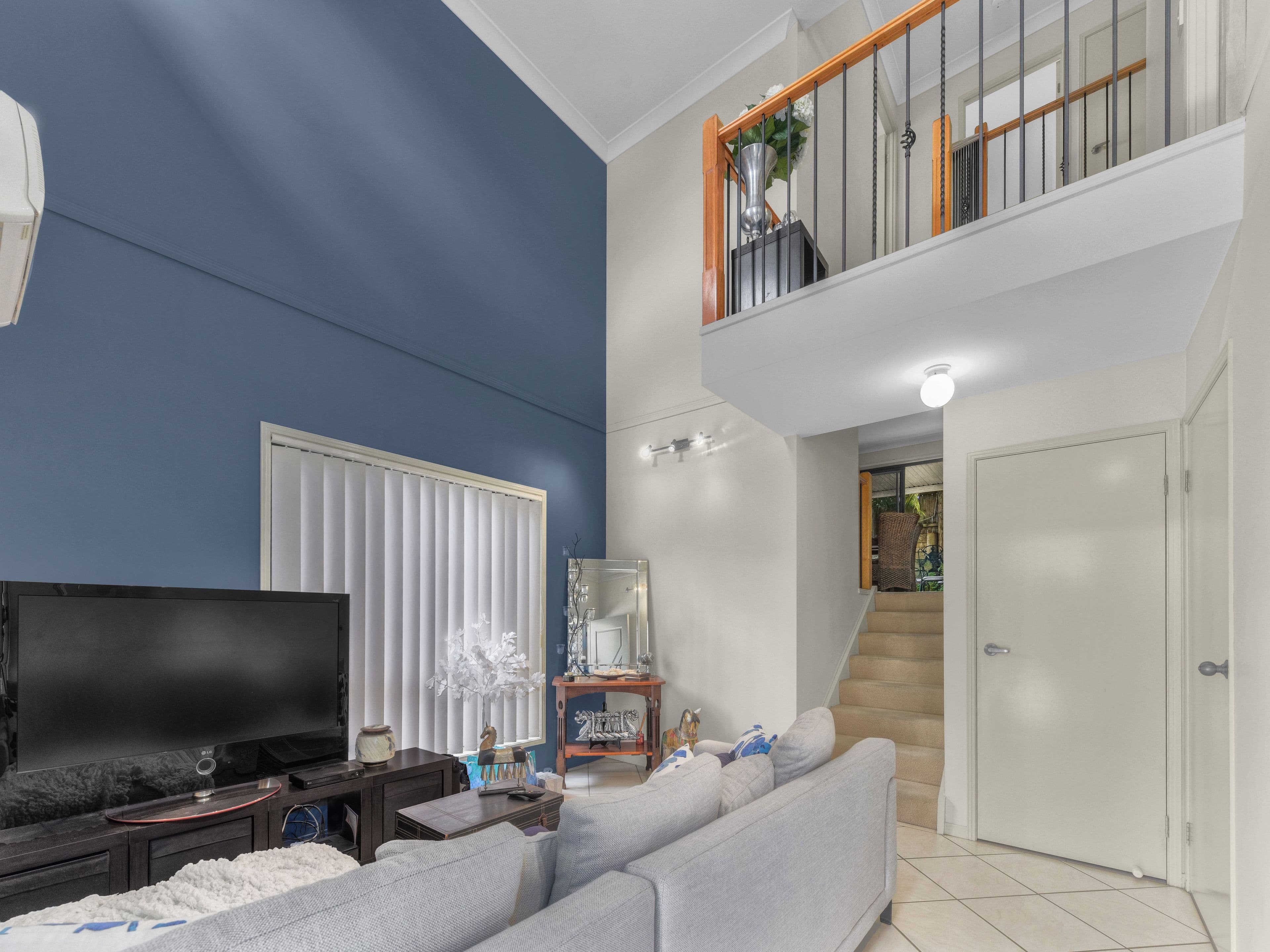 12 Mailey Street, Mansfield QLD 4122, Mansfield - Thumbnail 2