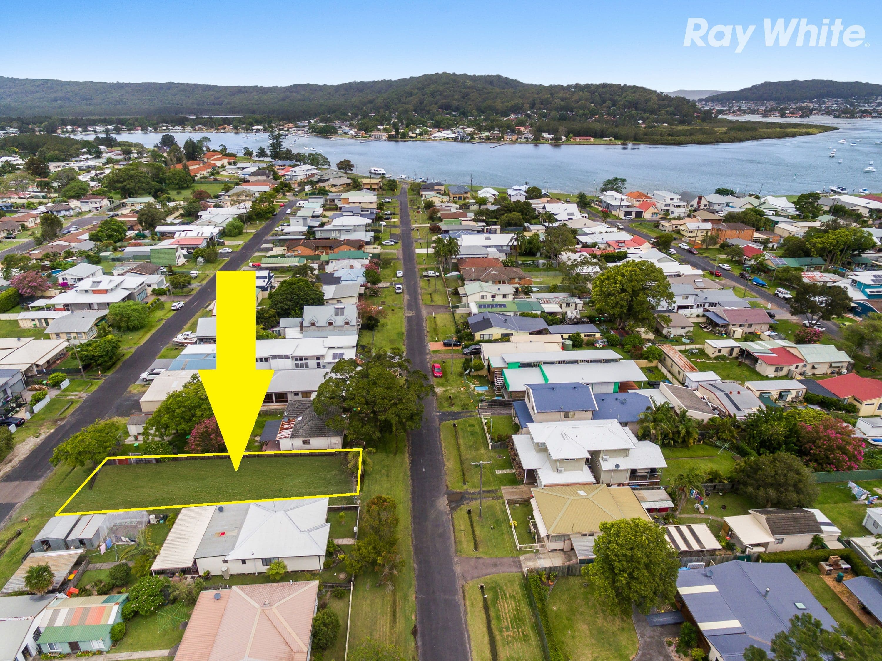 43 Davis Avenue, Davistown NSW 2251, Davistown - Image 1