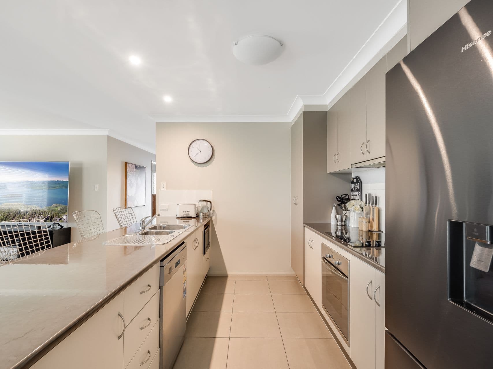 49 Sunset Drive, Glenvale QLD 4350, Glenvale - Thumbnail 2
