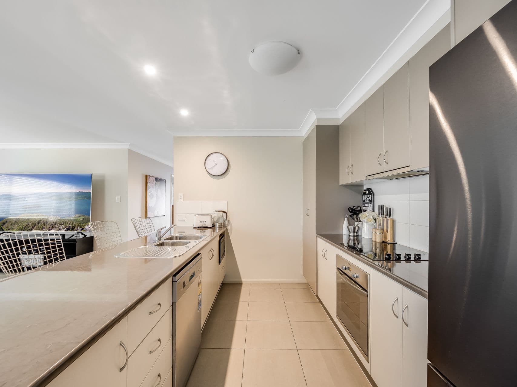 49 Sunset Drive, Glenvale QLD 4350, Glenvale - Thumbnail 3