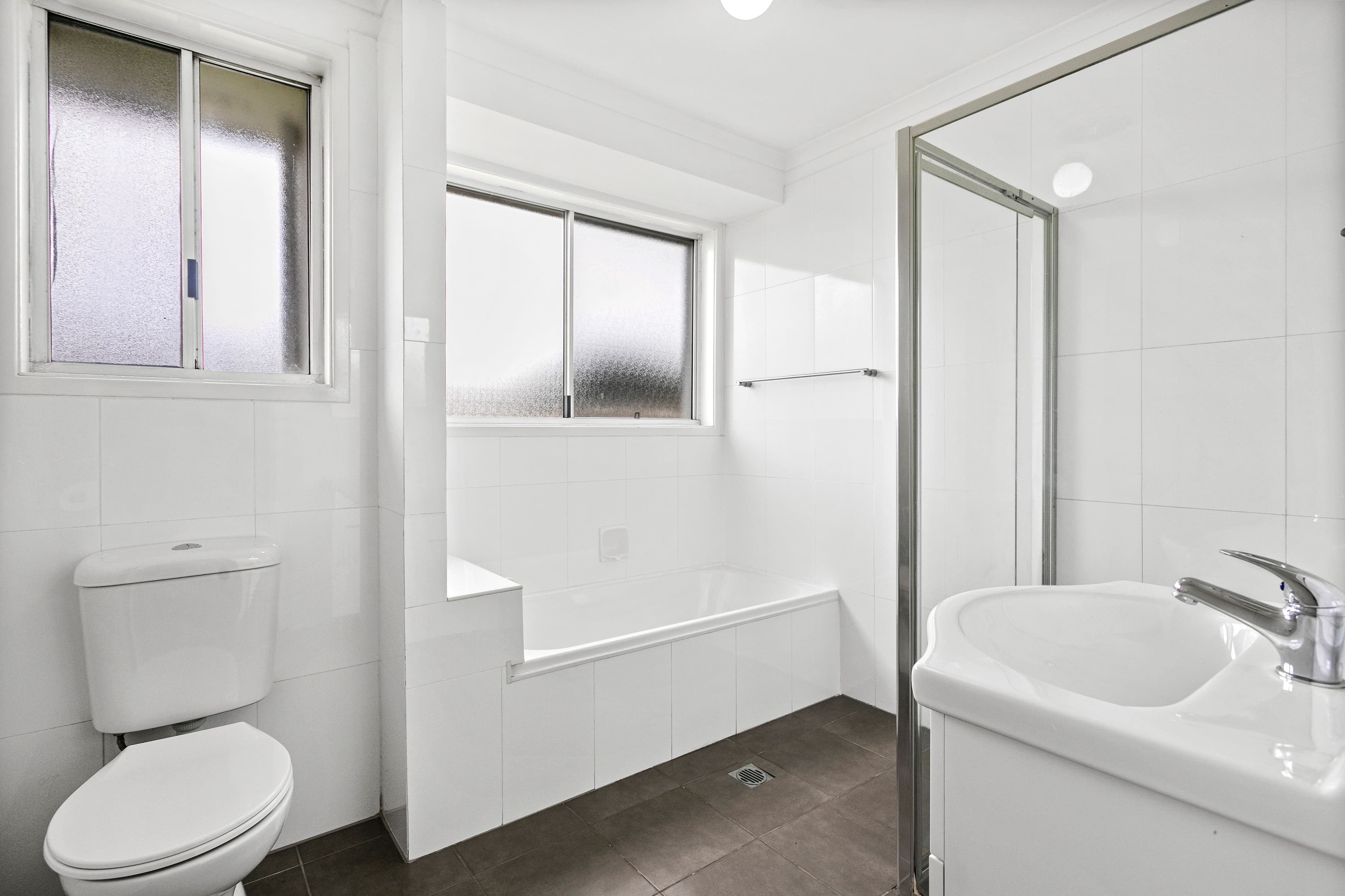 3 Lake Entrance Road, Warilla NSW 2528, Warilla - Thumbnail 5
