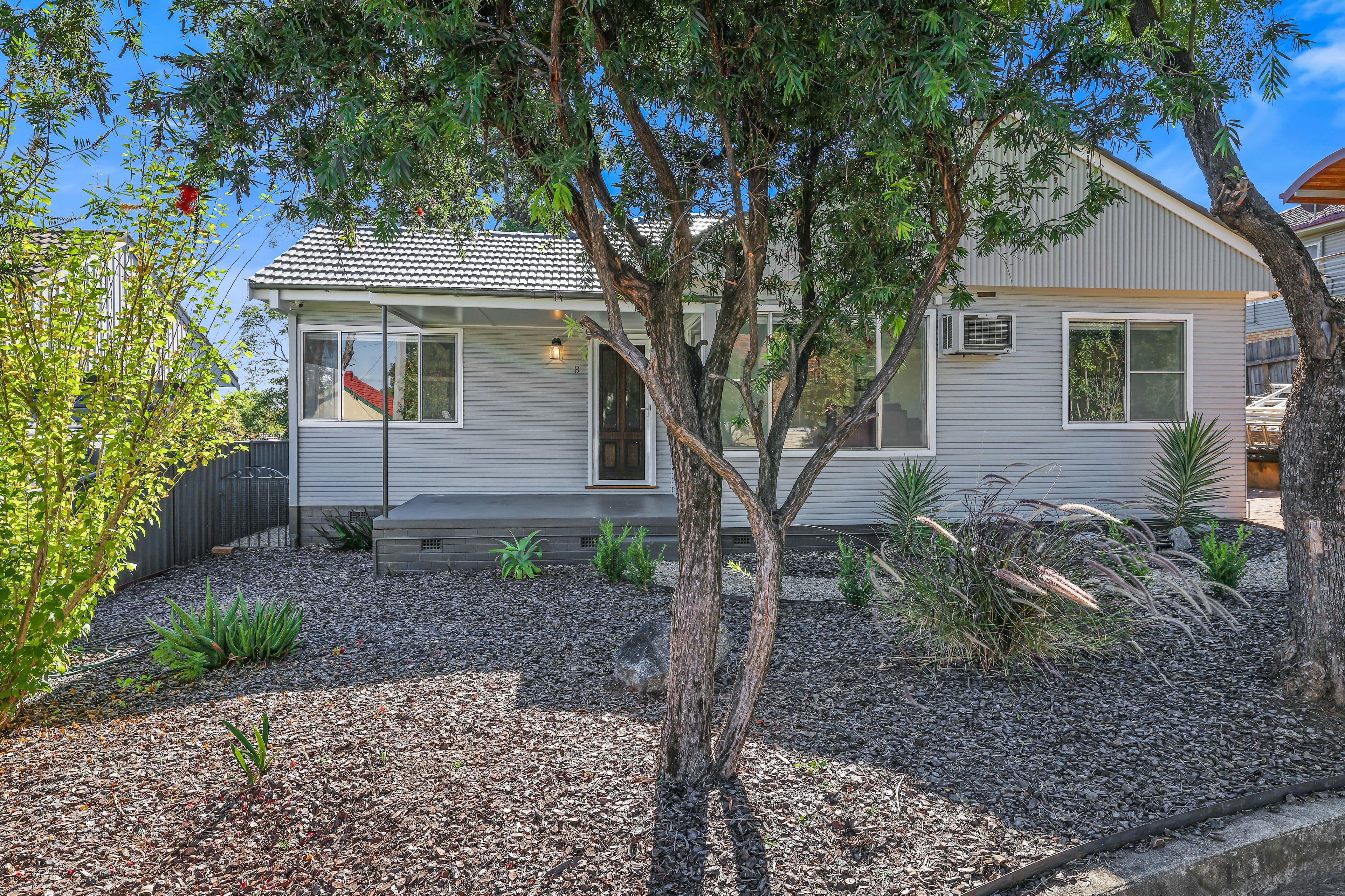 8 Indarra Street, Tamworth NSW 2340, Tamworth - Thumbnail 2