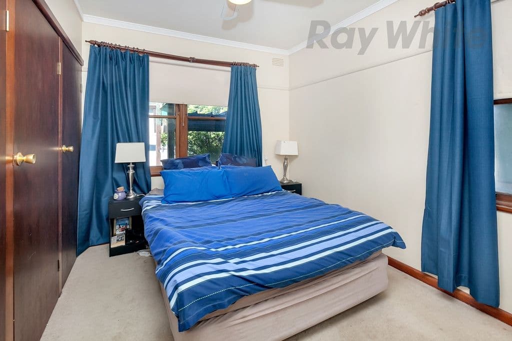 4 Callow Street, Golden Point VIC 3350, Golden Point - Thumbnail 5