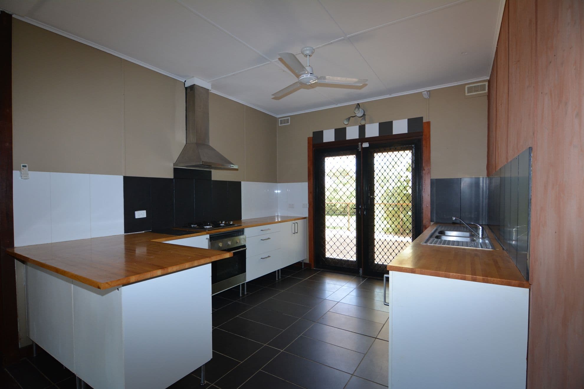 3A Illingworth Street, Carnarvon WA 6701, South Carnarvon - Thumbnail 4