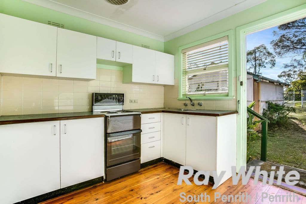 68 Shirlow Avenue, Faulconbridge - Thumbnail 2