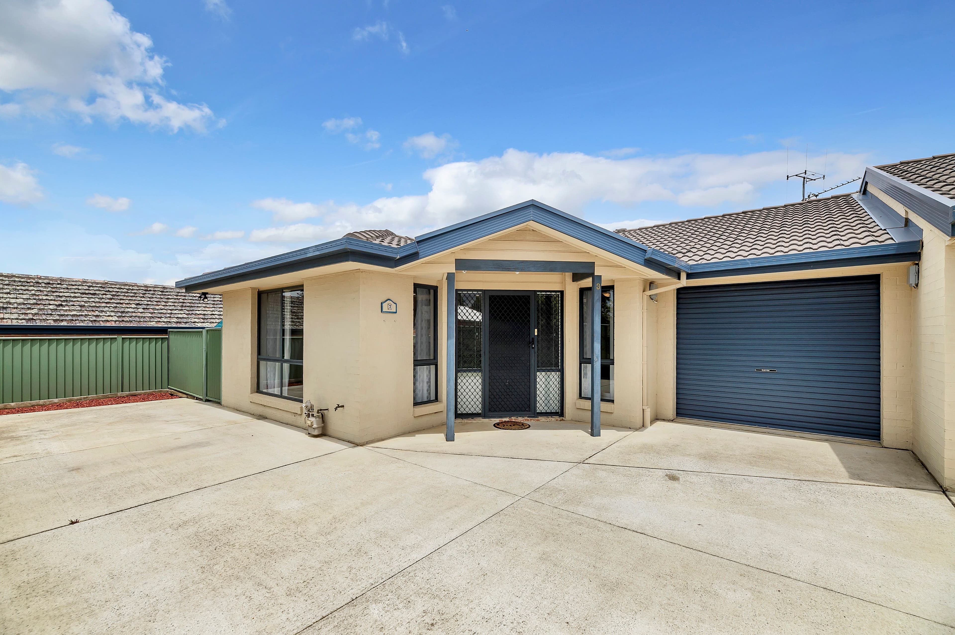 12 Donald Road, Queanbeyan NSW 2620, Queanbeyan - Image 1