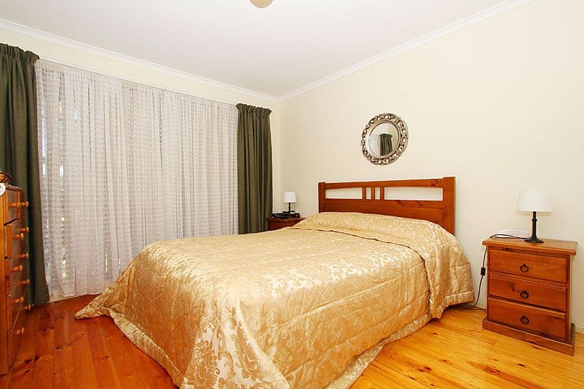 20 Hinkler Drive, MILL PARK VIC 3082, Mill Park - Thumbnail 6