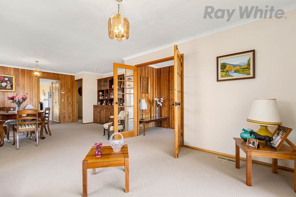 4 Swinton Place, Rose Bay TAS 7015, Rose Bay - Thumbnail 2