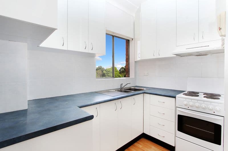 13 Kingsland Road, BEXLEY NSW 2207, Bexley - Thumbnail 2