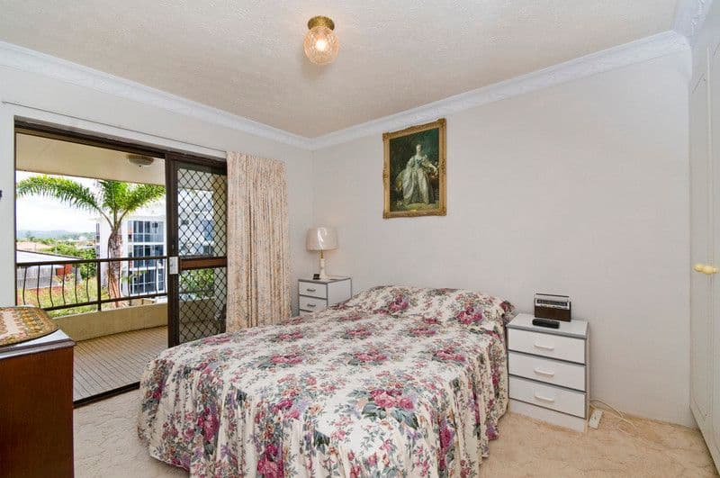 3 Nyrang Avenue, PALM BEACH QLD 4221, Palm Beach - Thumbnail 2