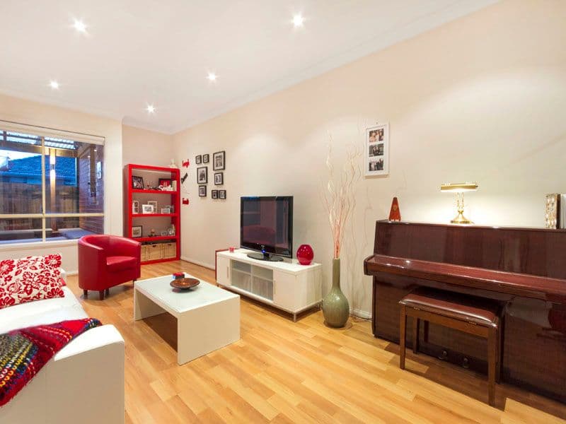 6 Argus Street, CHELTENHAM VIC 3192, Cheltenham - Thumbnail 2