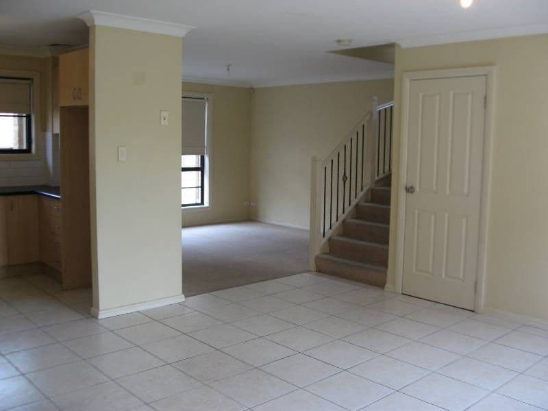  21-23 Oxford Street, SMITHFIELD NSW 2164, Smithfield - Thumbnail 3