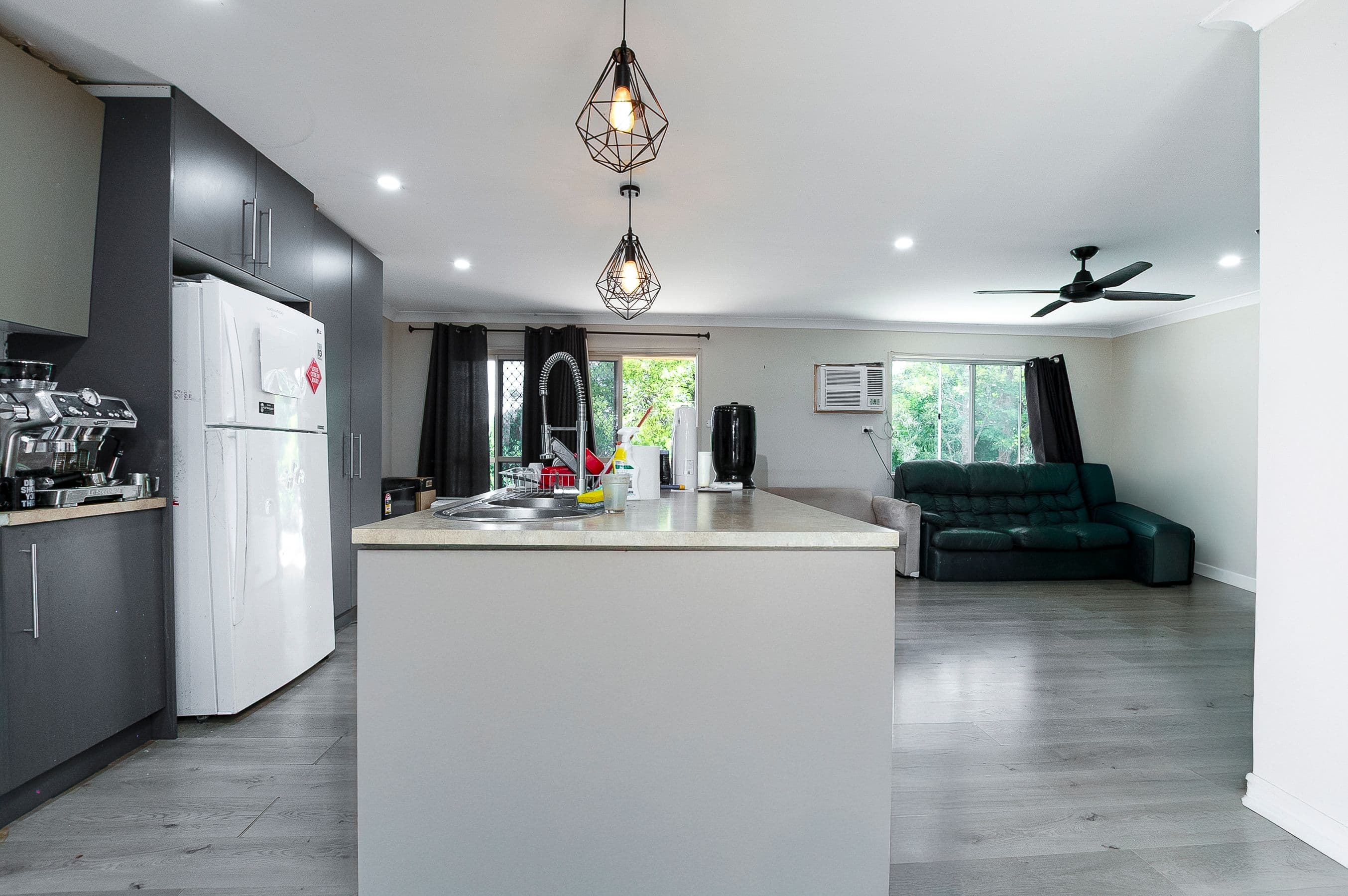 21 Alawoona Street, Redbank Plains QLD 4301, Redbank Plains - Thumbnail 4