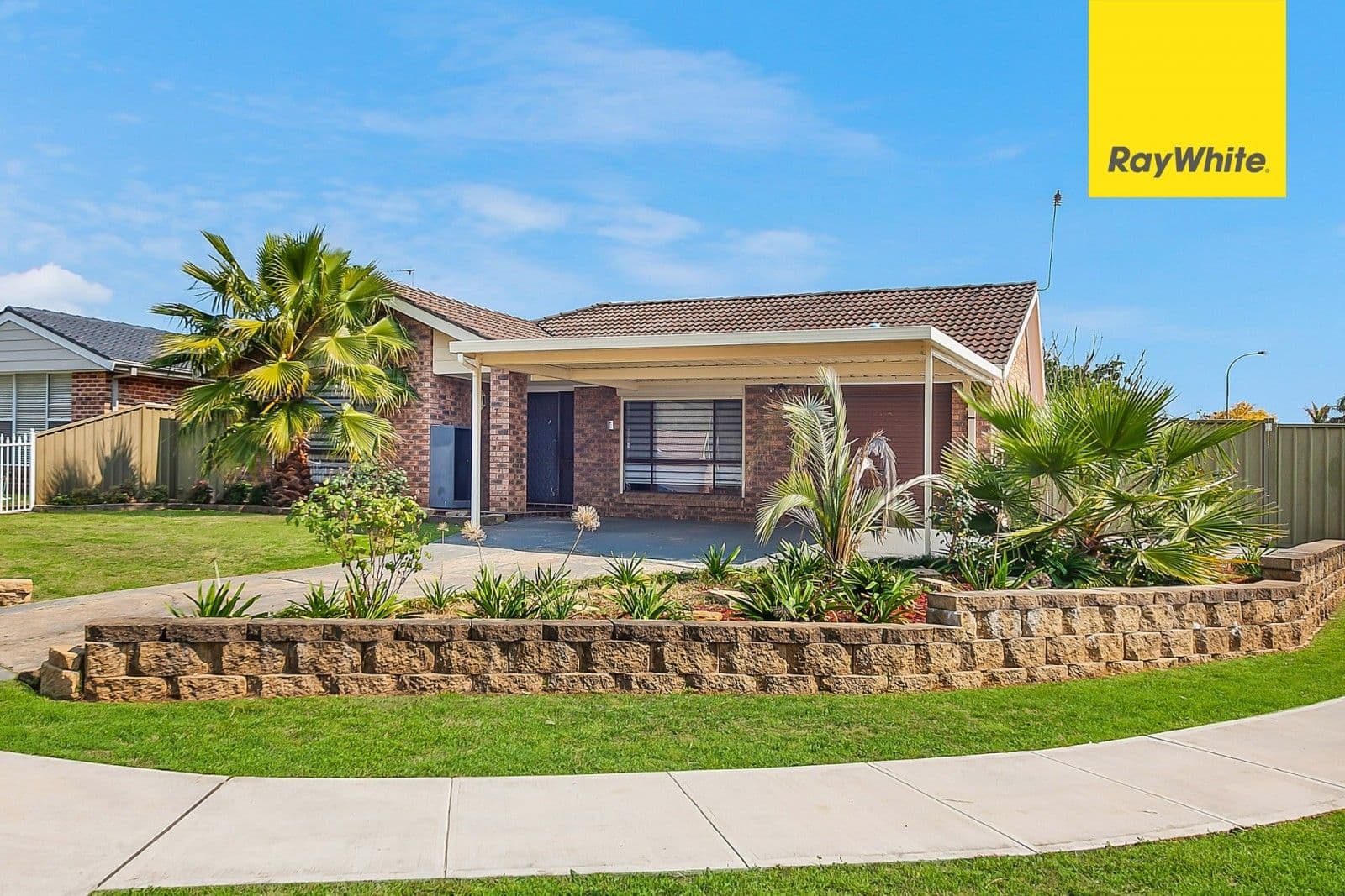 7 Calida Crescent, Hassall Grove - Image 1