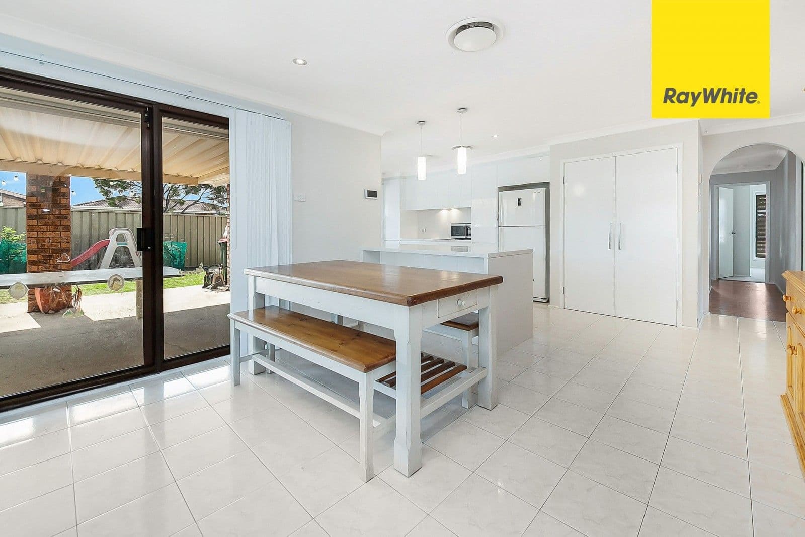 7 Calida Crescent, Hassall Grove - Thumbnail 5