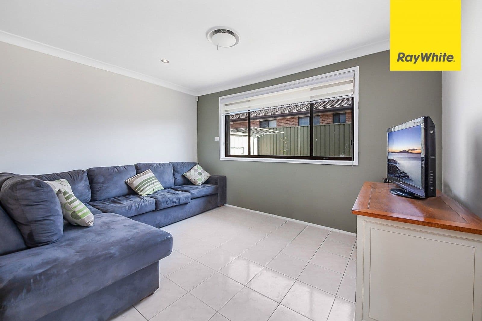 7 Calida Crescent, Hassall Grove - Thumbnail 6