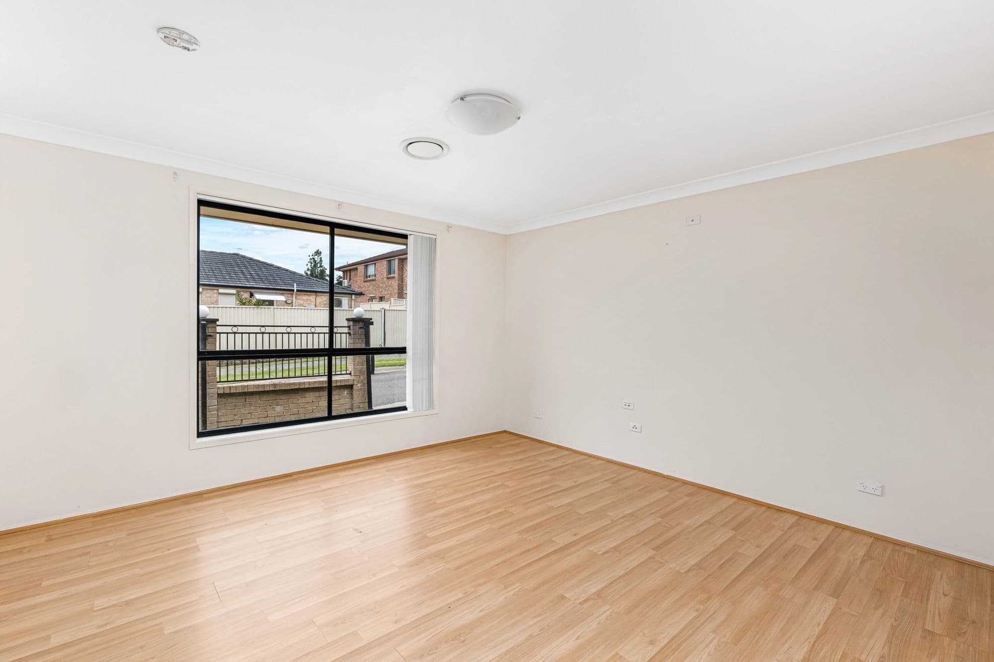 6 Rottnest Avenue, Hinchinbrook NSW 2168, Hinchinbrook - Thumbnail 2