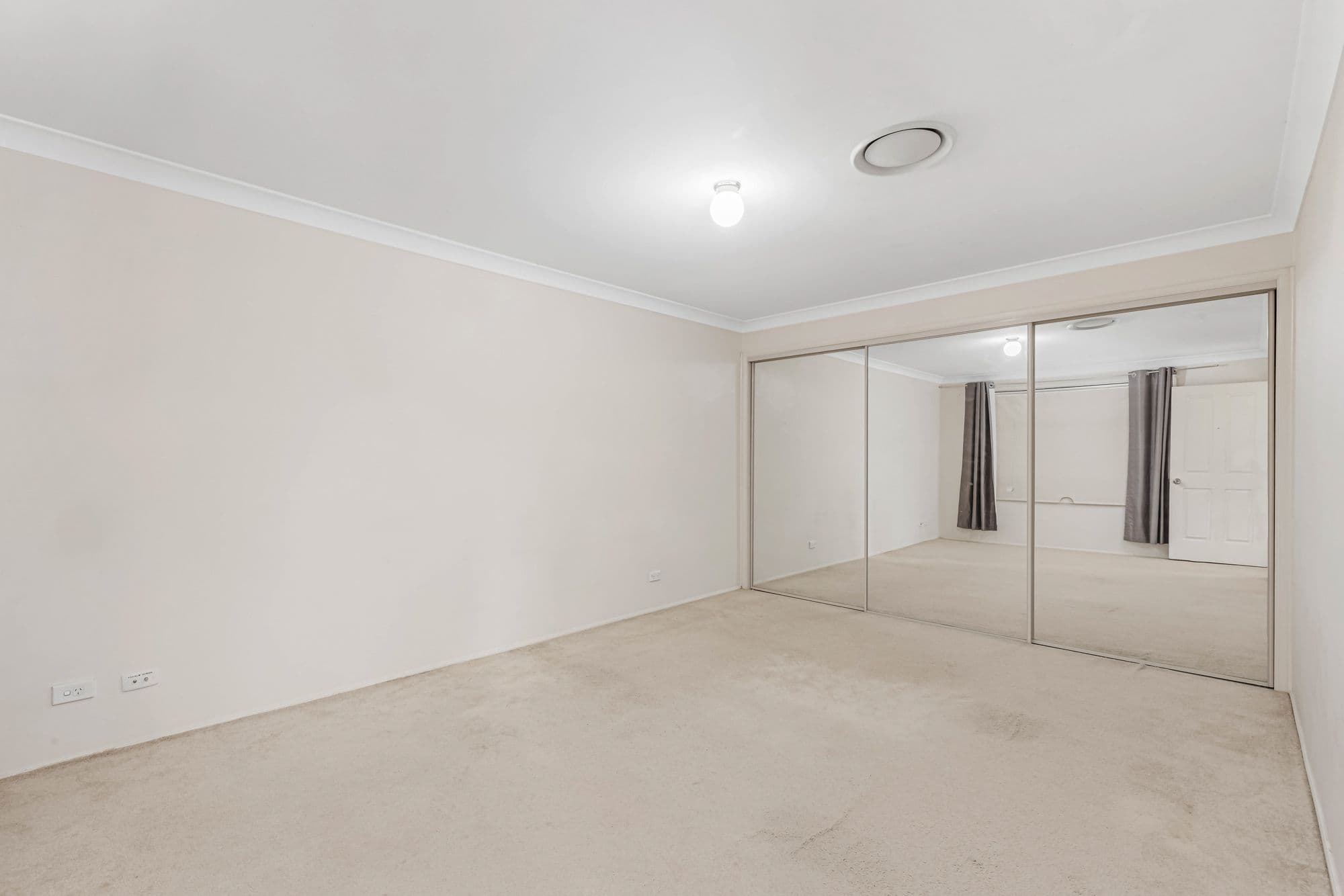 6 Rottnest Avenue, Hinchinbrook NSW 2168, Hinchinbrook - Thumbnail 5