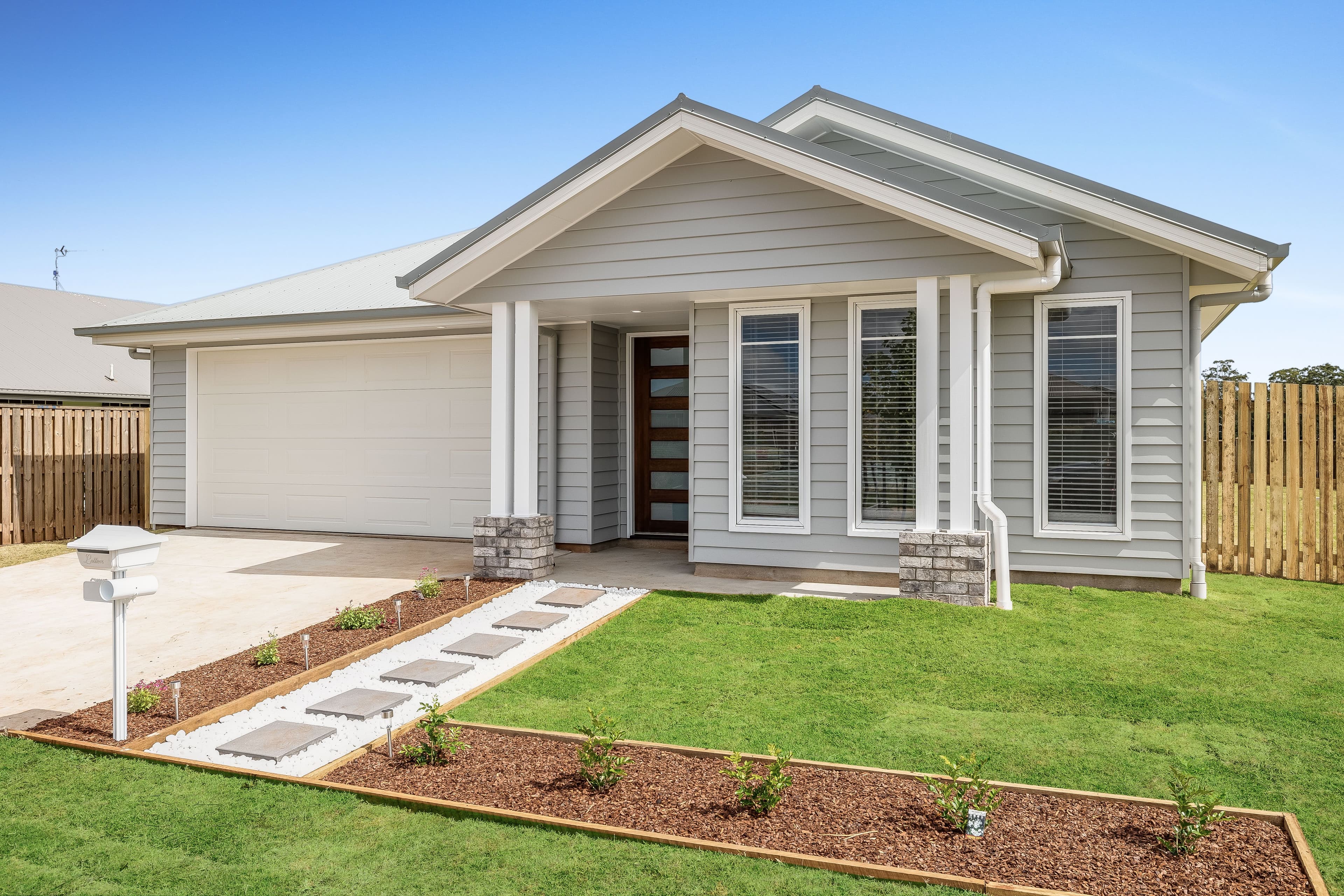 13 Krummins Avenue, Highfields QLD 4352, Highfields - Image 1