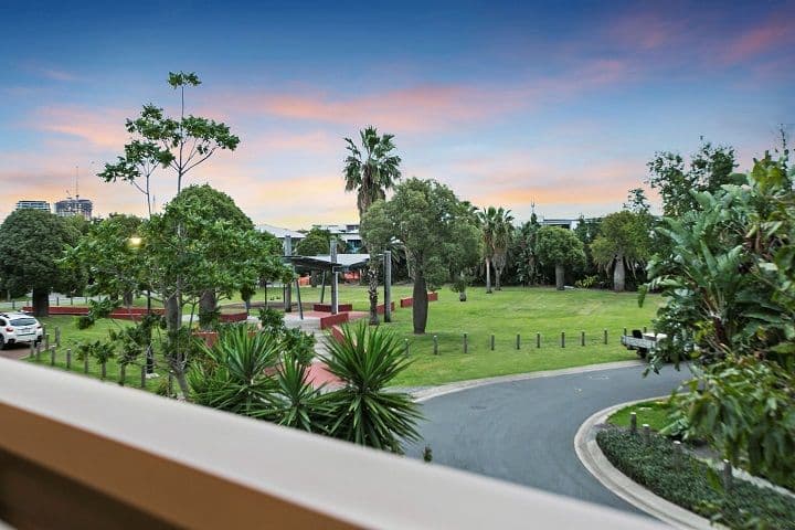 23 Shore Crescent, Bulimba QLD 4171, Bulimba - Thumbnail 3