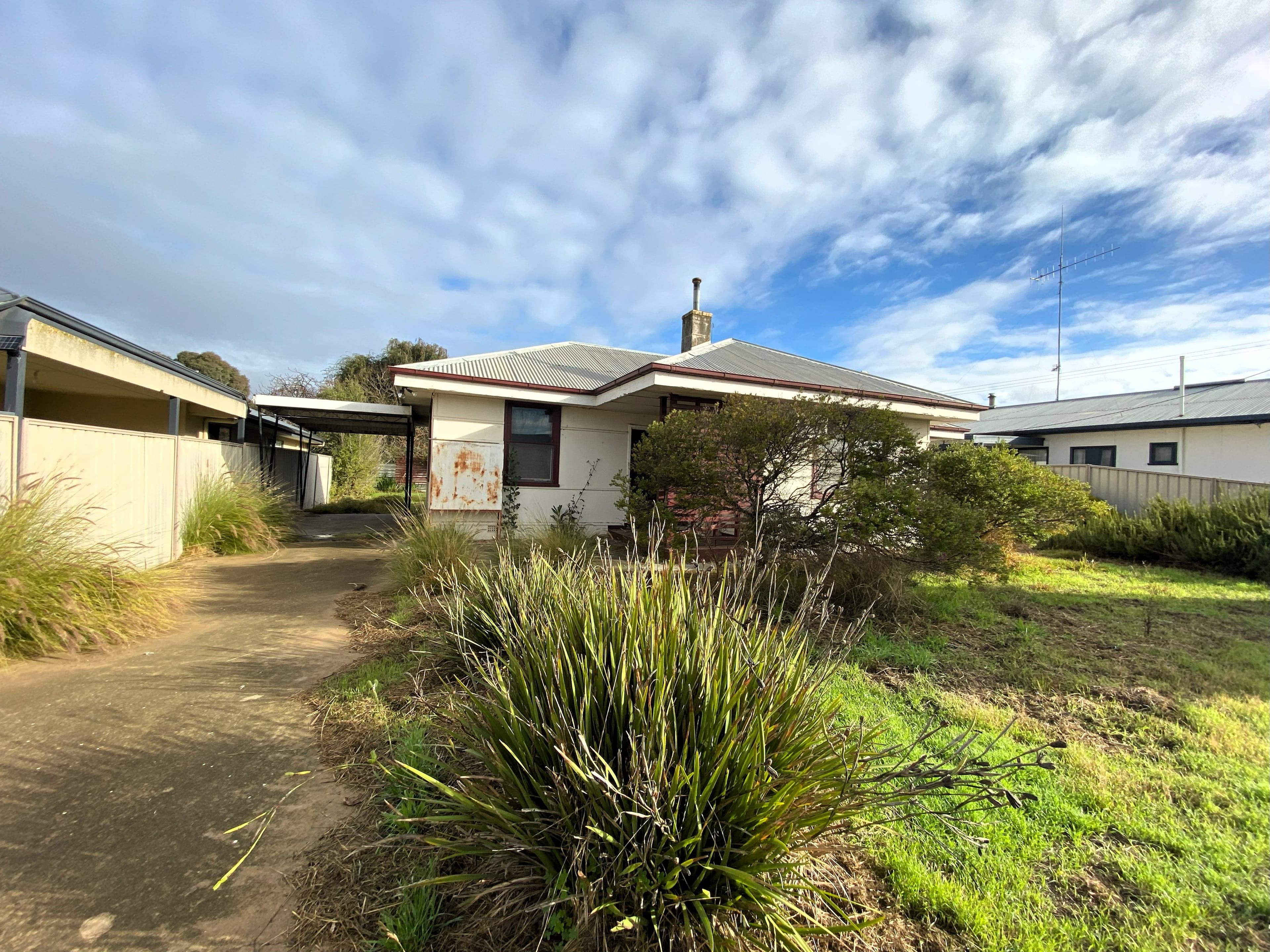 21 Fourth Street, Bordertown SA 5268, Bordertown - Image 1