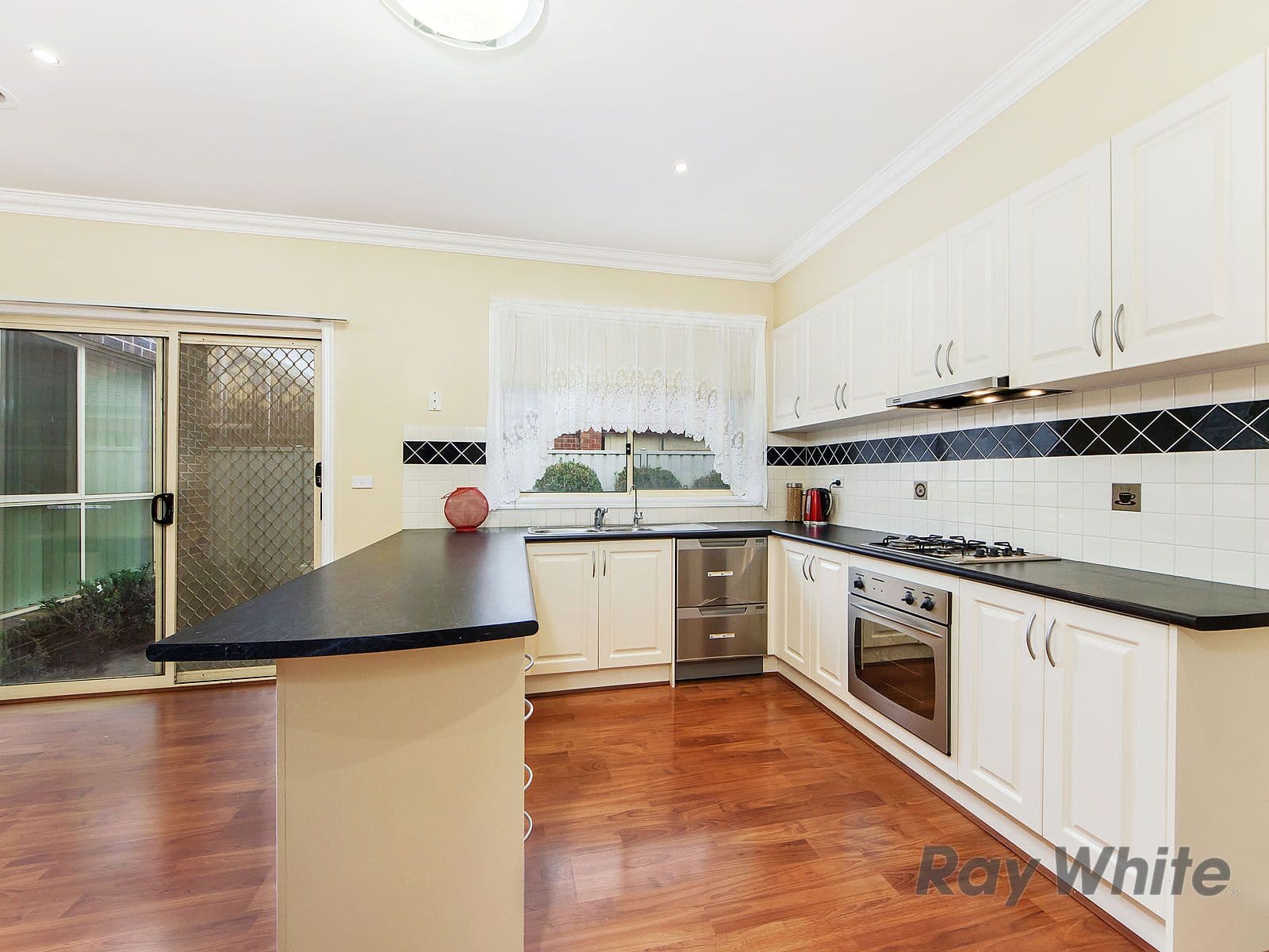 23 Willandra Loop, Caroline Springs VIC 3023, Caroline Springs - Thumbnail 3