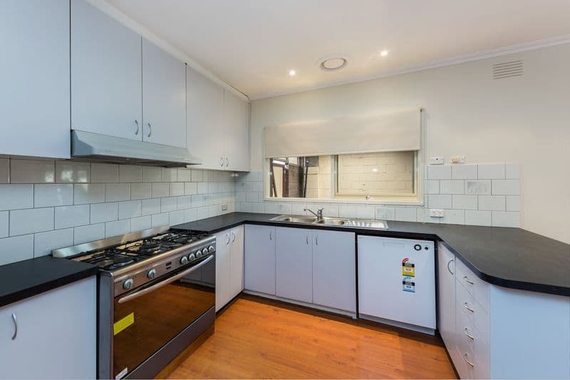 2 Richard Road, Melton South VIC 3338, Melton South - Thumbnail 2