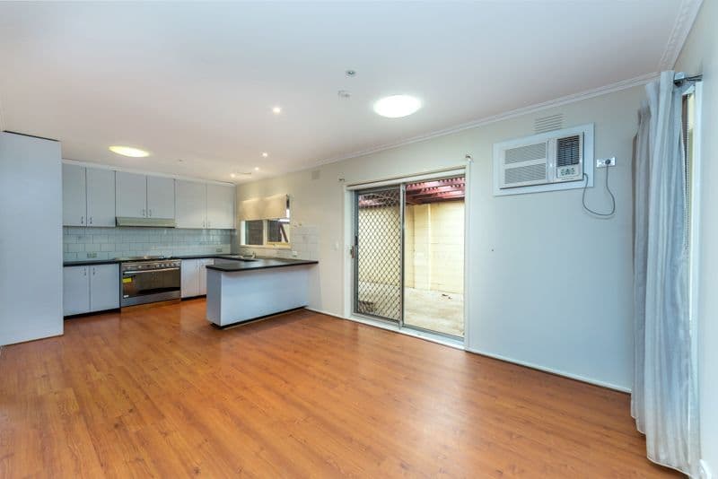 2 Richard Road, Melton South VIC 3338, Melton South - Thumbnail 3