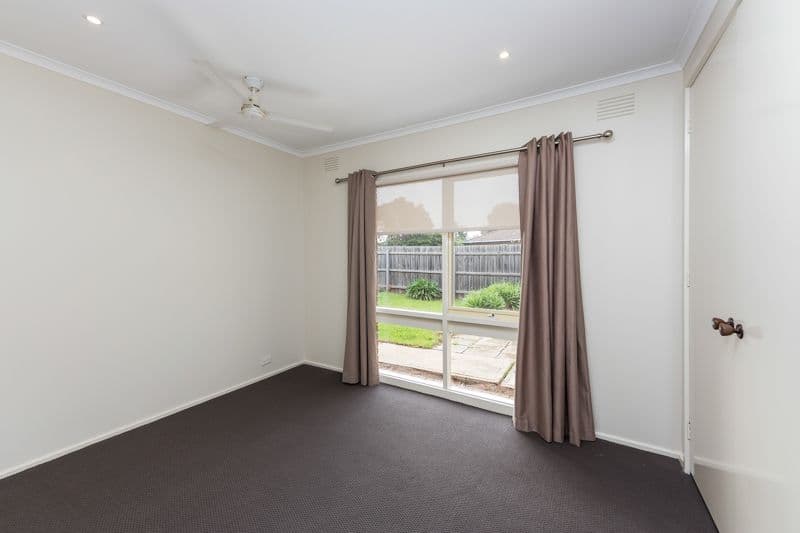 2 Richard Road, Melton South VIC 3338, Melton South - Thumbnail 5