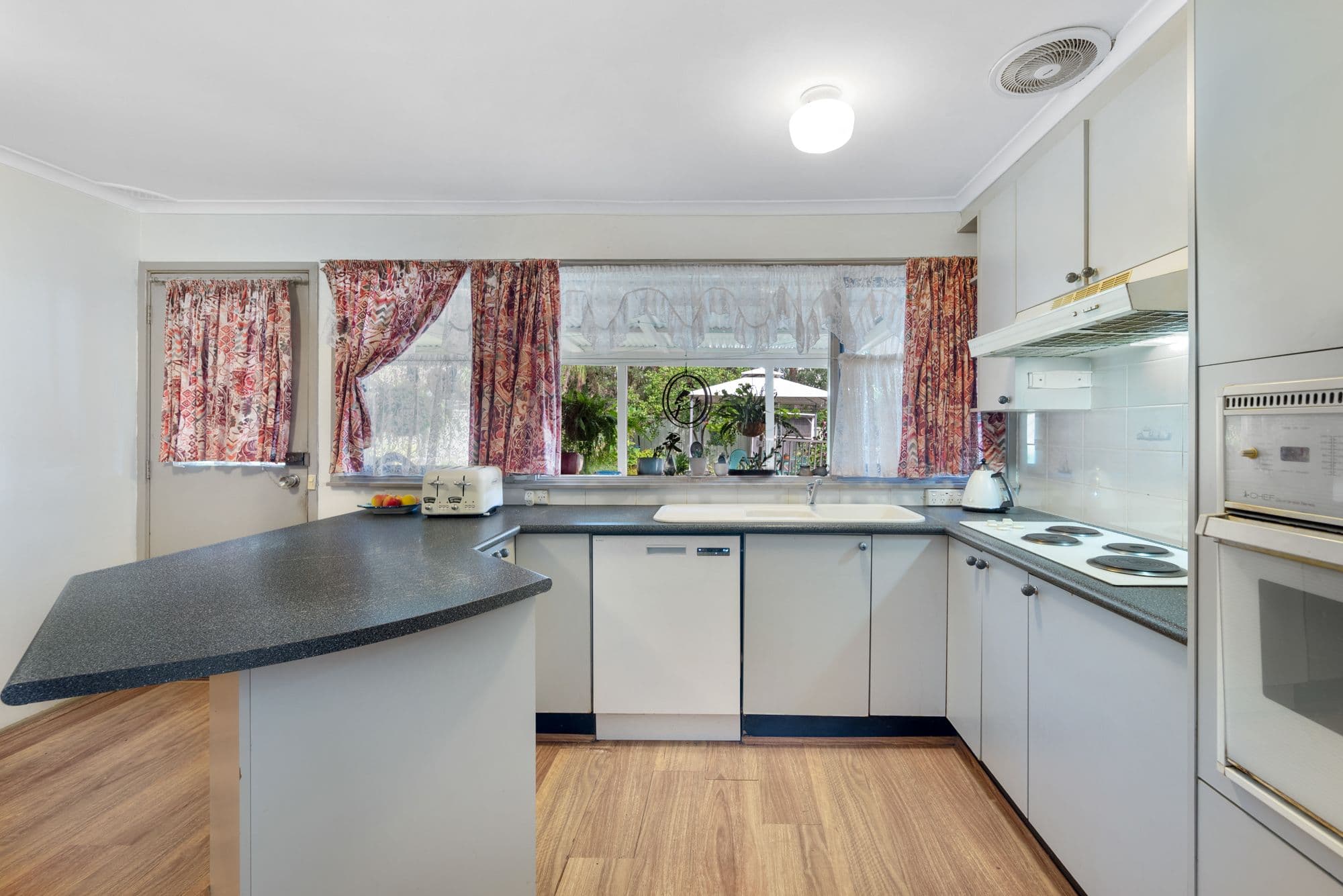 6 Micawber Street, Ambarvale NSW 2560, Ambarvale - Thumbnail 4