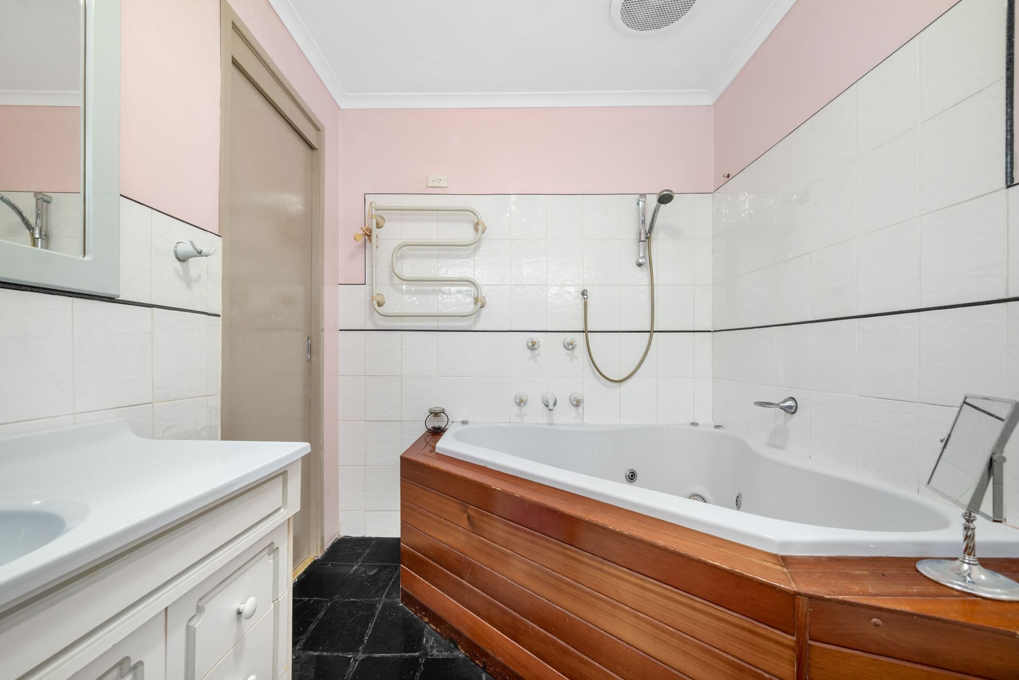 6 Micawber Street, Ambarvale NSW 2560, Ambarvale - Thumbnail 7