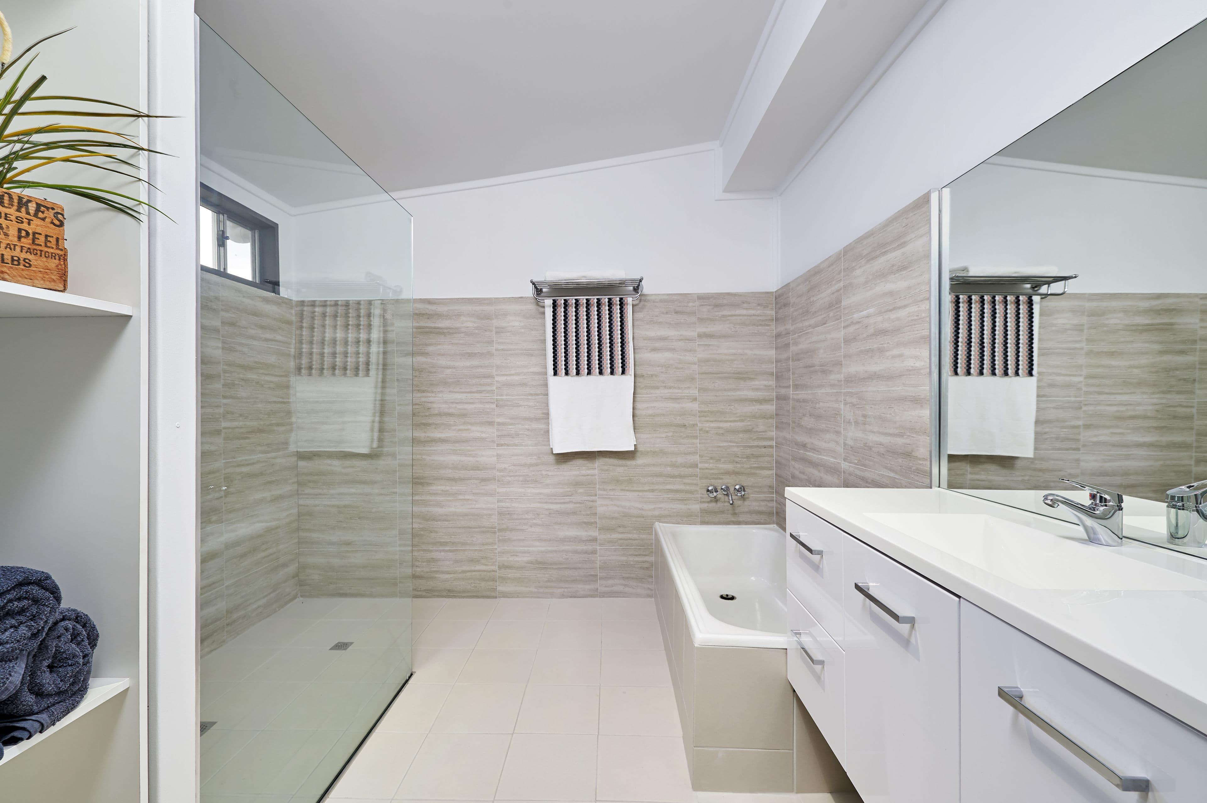 16 Stewart Street, Junee - Thumbnail 3