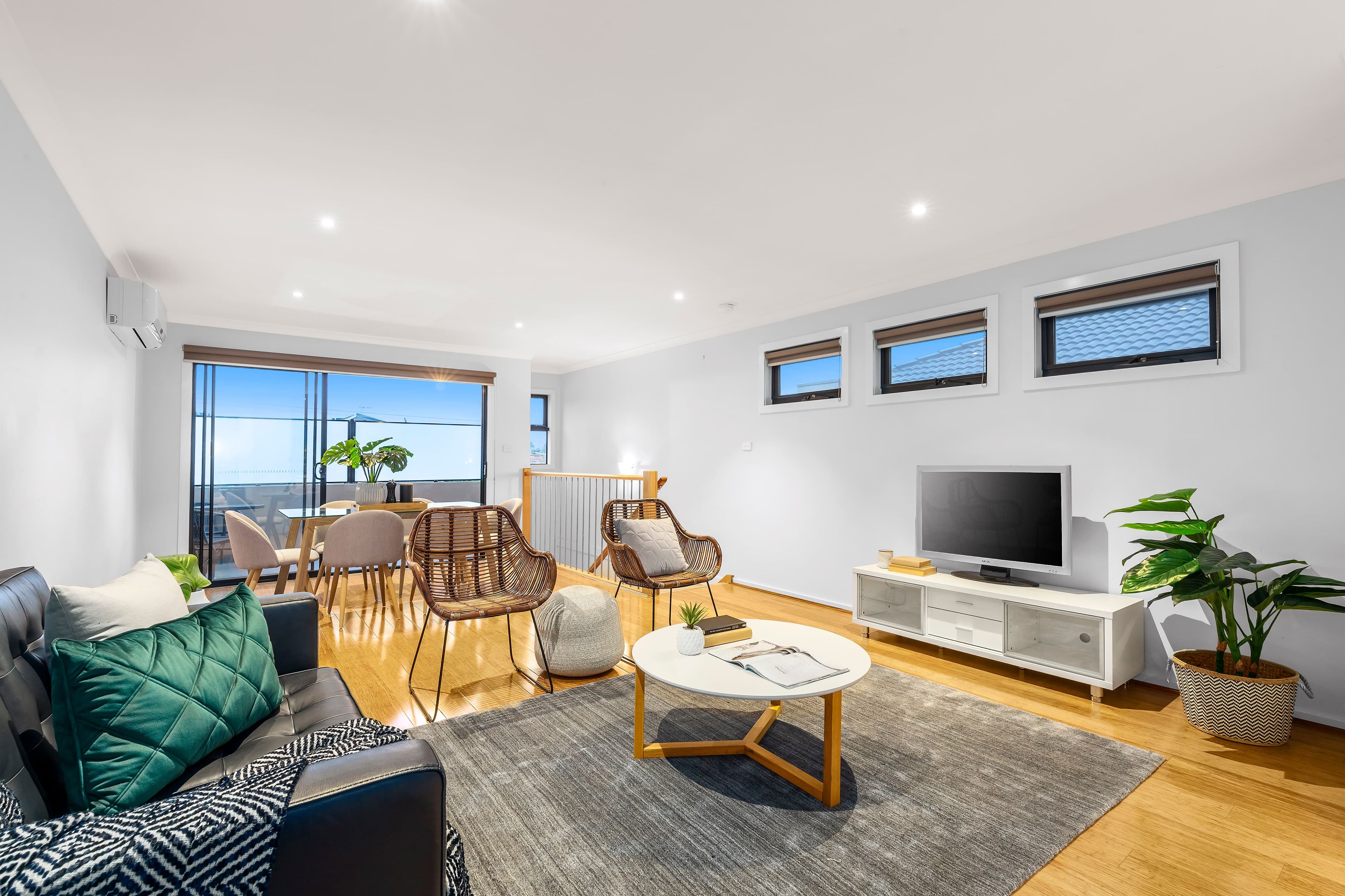 83 Murray Road, Preston VIC 3072, Preston - Thumbnail 2