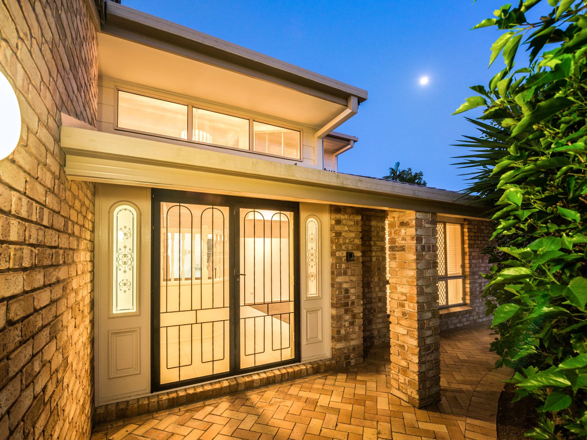 6 Japonica Place, Calamvale QLD 4116, Calamvale - Thumbnail 2