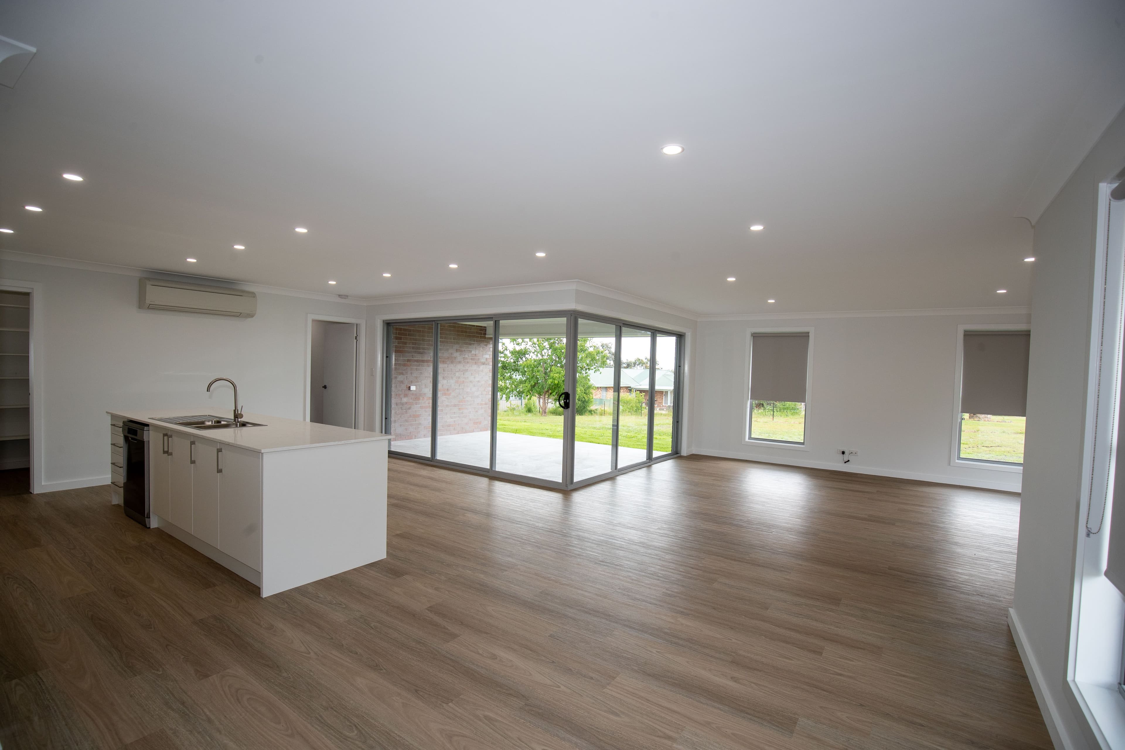 15 Hampton Court, Inverell NSW 2360, Inverell - Thumbnail 3