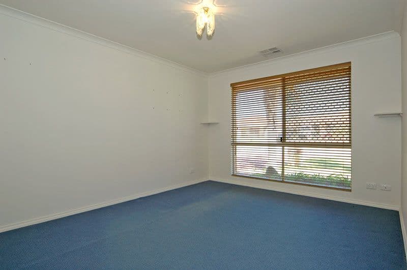 9 Tolbury Retreat, KIARA WA 6054, Kiara - Thumbnail 4