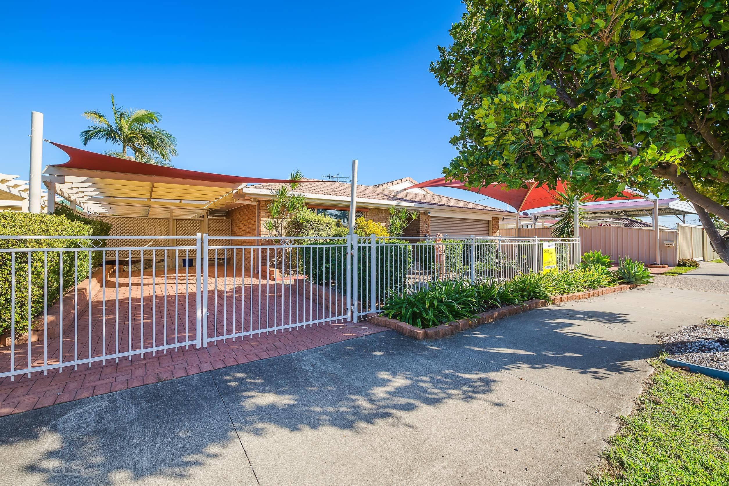 12 Yorkshire Drive, Banksia Beach QLD 4507, Banksia Beach - Thumbnail 2