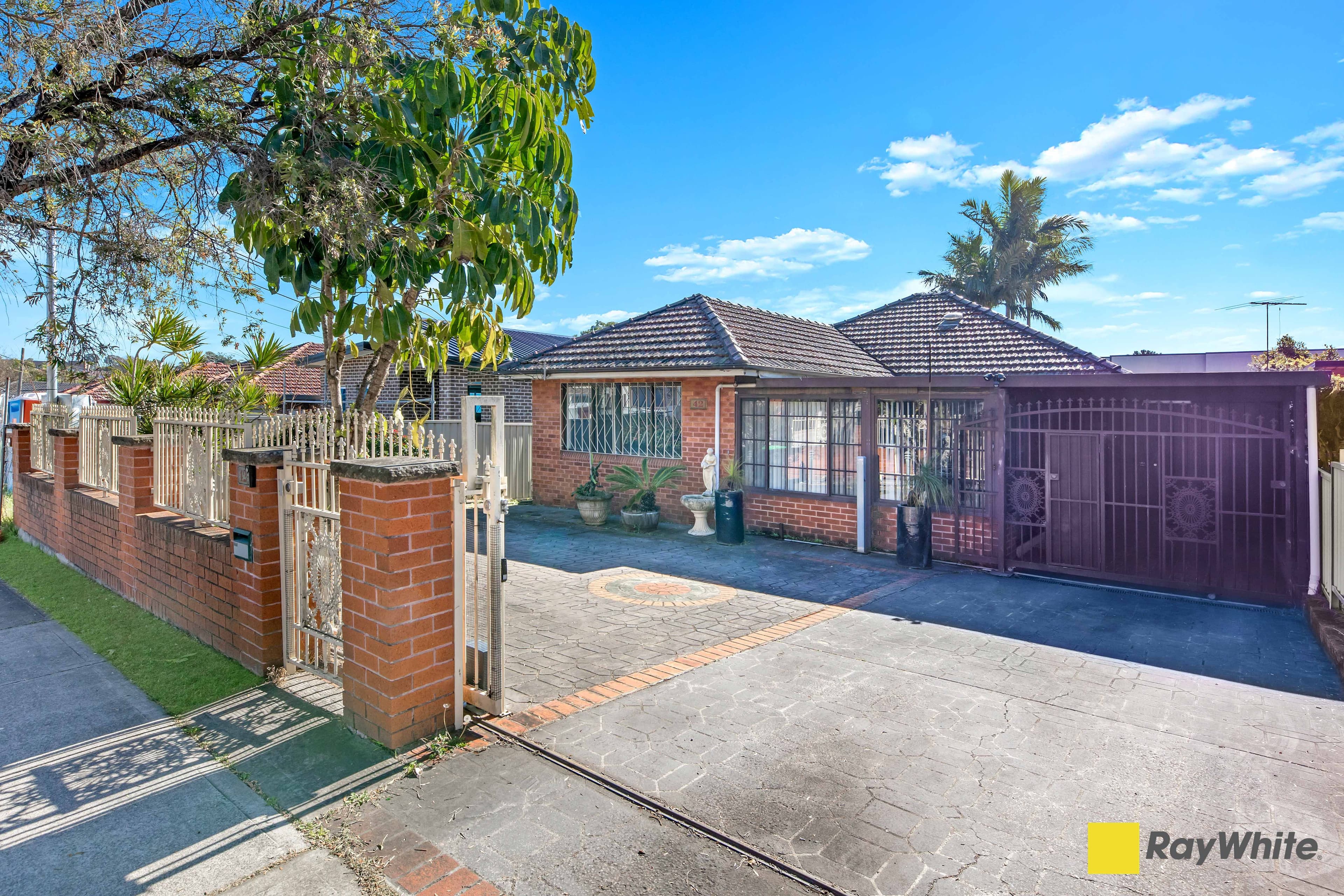 42 Waldron Road, Sefton NSW 2162, Sefton - Thumbnail 2
