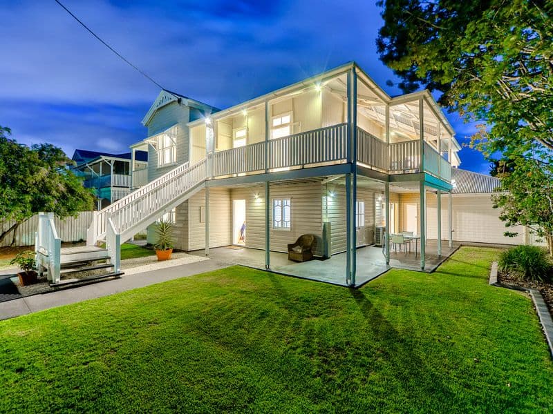 26 Roseleigh Street, WOOLOOWIN QLD 4030, Wooloowin - Thumbnail 2