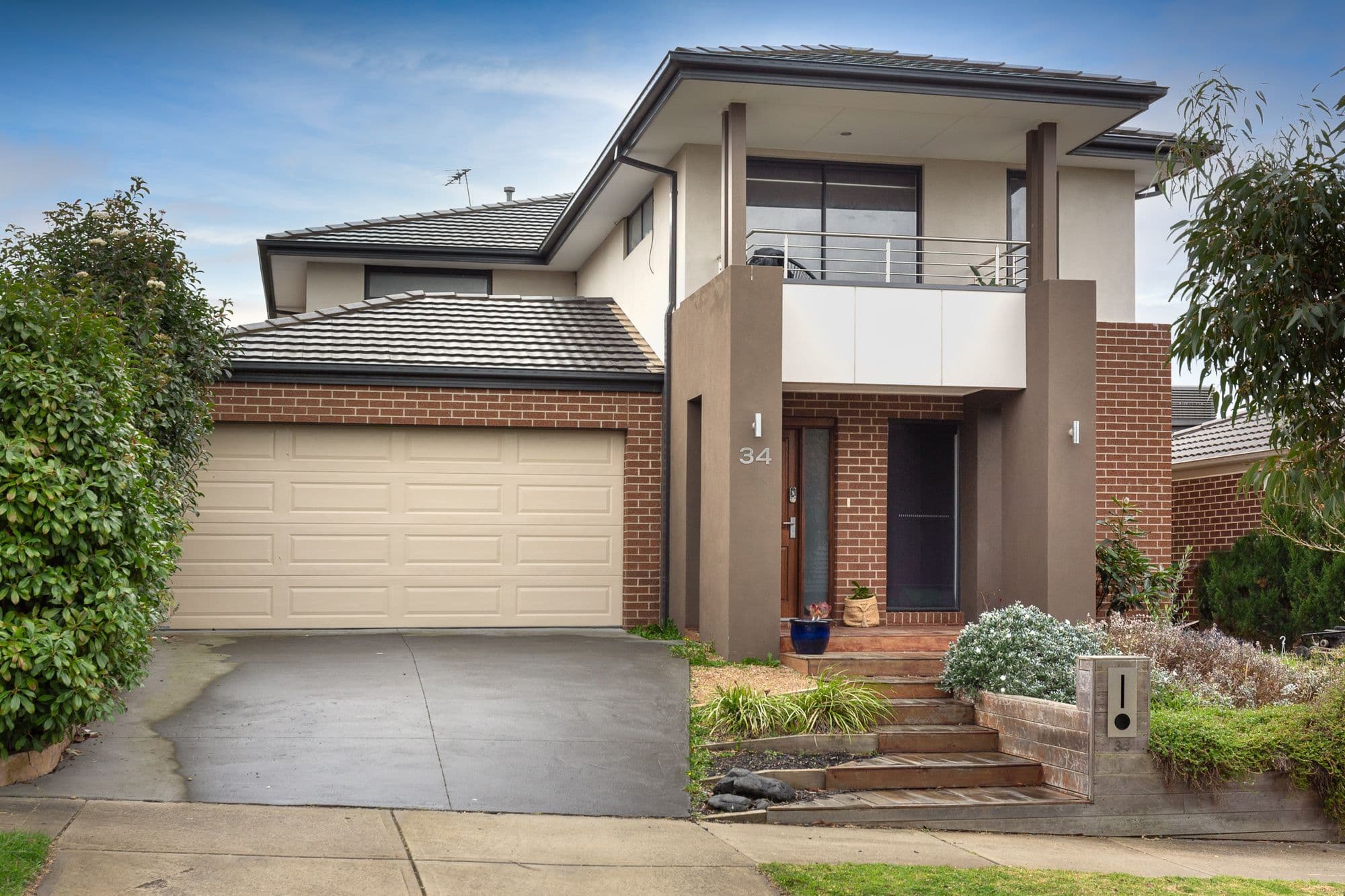 34 Nixon Drive, Berwick VIC 3806, Berwick - Image 1