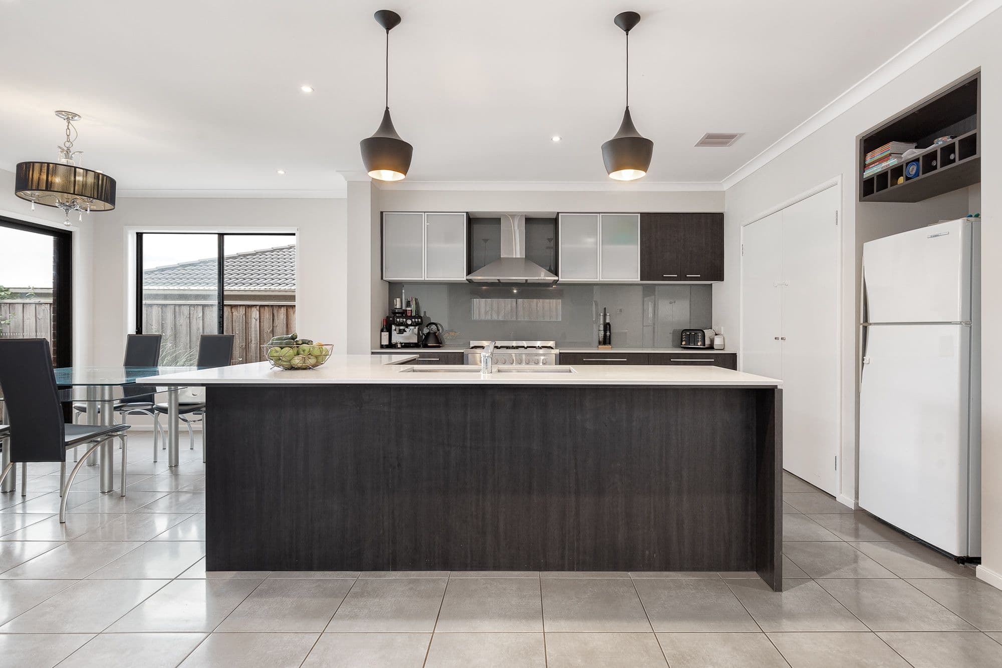 34 Nixon Drive, Berwick VIC 3806, Berwick - Thumbnail 3