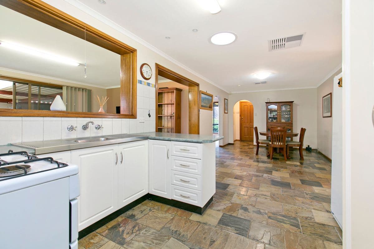 3 Boston Court, CRAIGMORE SA 5114, Craigmore - Thumbnail 5