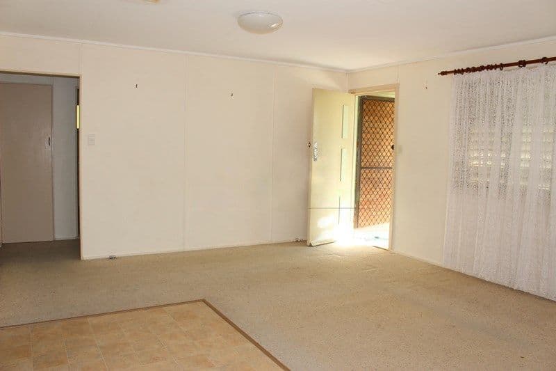 4 Karil Street, Logan Central QLD 4114, Logan Central - Thumbnail 2