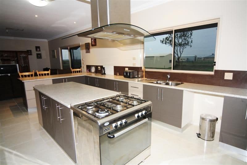 140 Seymours Road, DALBY QLD 4405, Dalby - Thumbnail 2