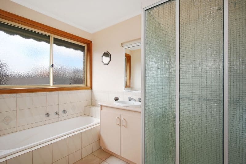 4 Hovell Street, Yarrawonga VIC 3730, Yarrawonga - Thumbnail 7