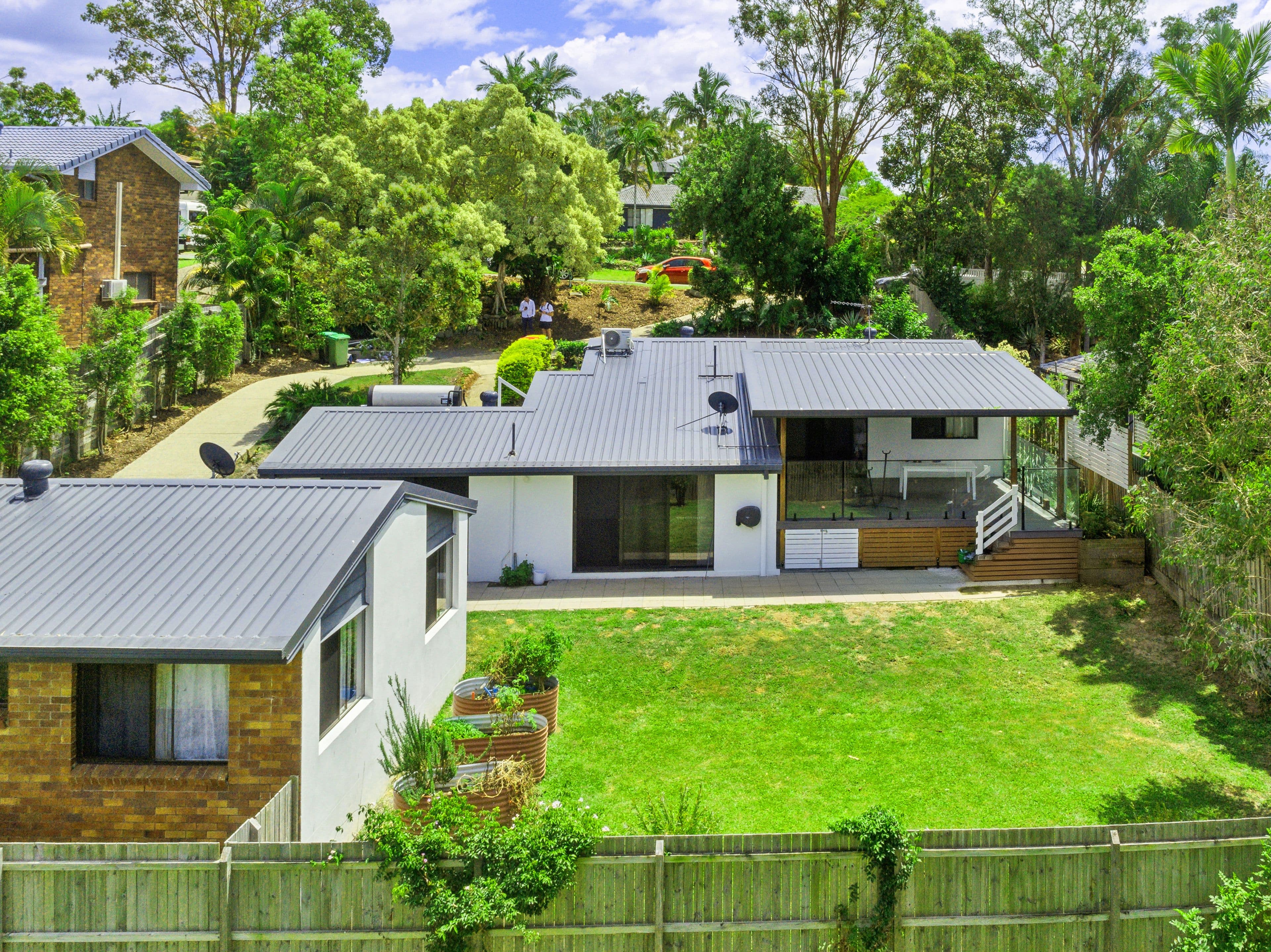 11 Armidale Crescent, Helensvale QLD 4212, Helensvale - Thumbnail 2