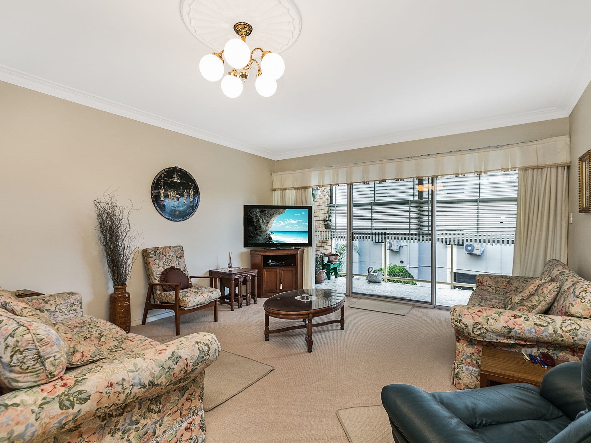 39 Kirkland Avenue, Coorparoo QLD 4151, Coorparoo - Thumbnail 3