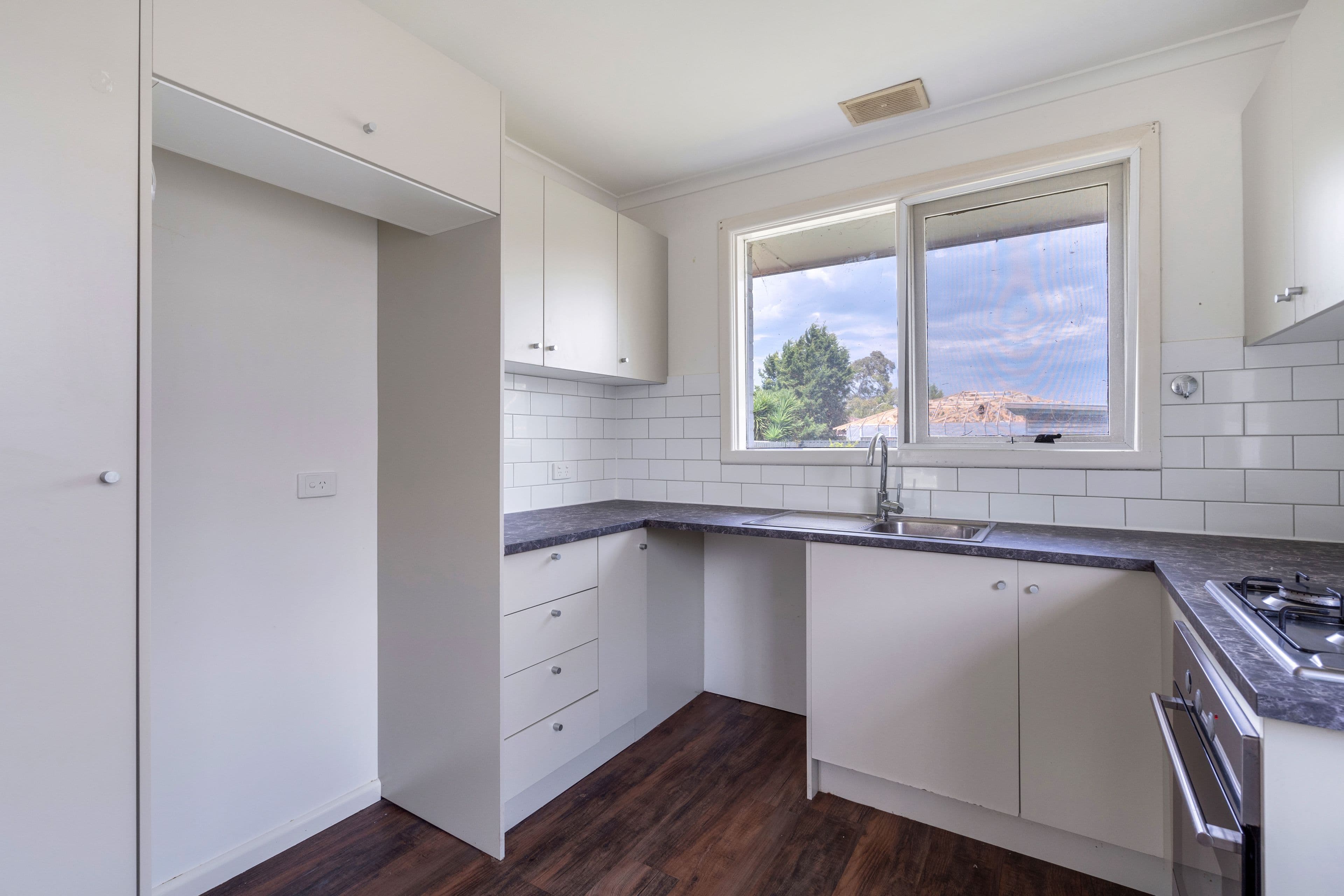 8 Coral Court, Craigieburn VIC 3064, Craigieburn - Thumbnail 6