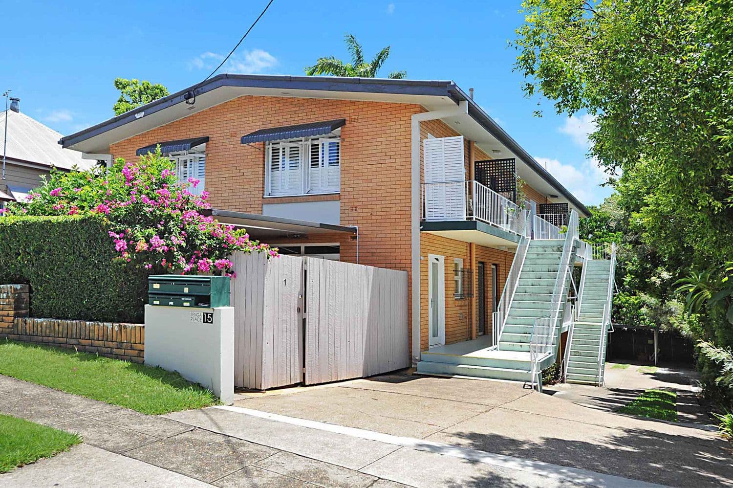9 Pomona Road, Riverside, Riverside - Thumbnail 2