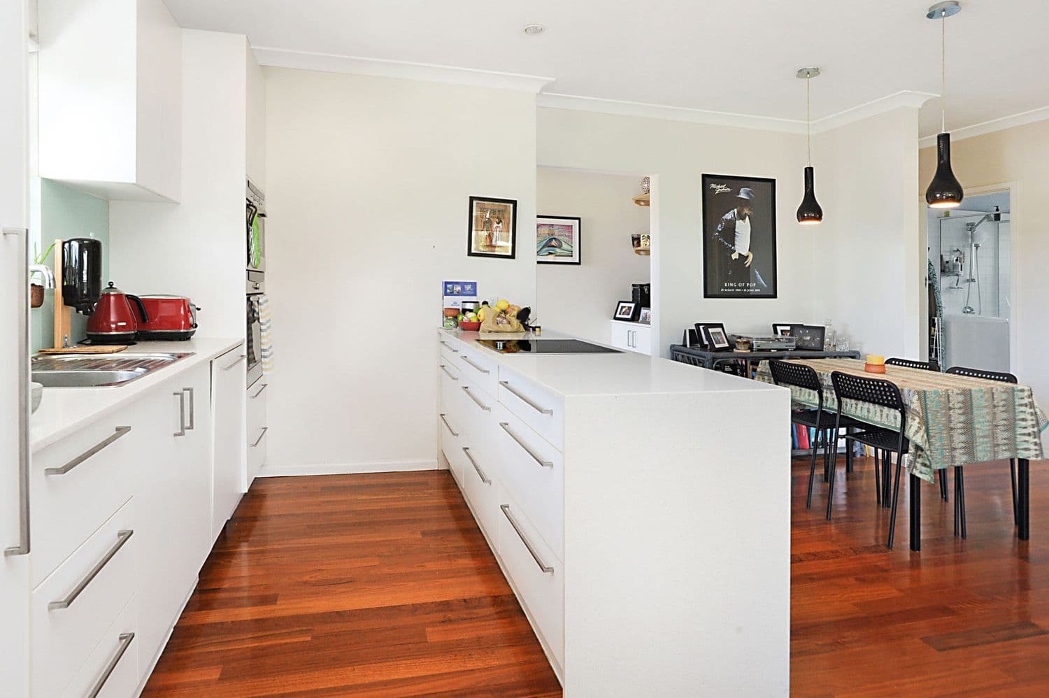 9 Pomona Road, Riverside, Riverside - Thumbnail 5